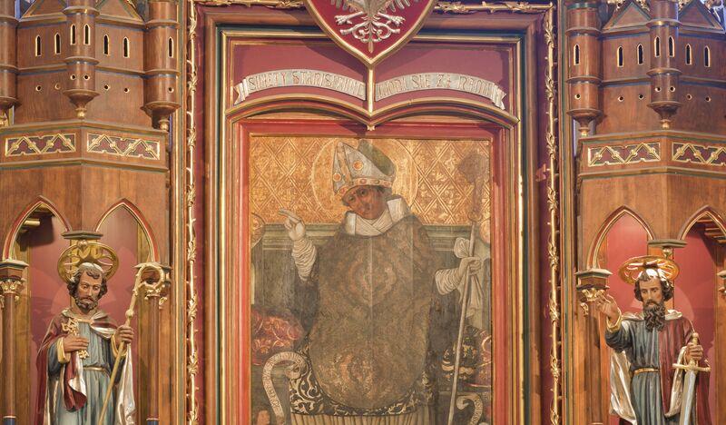 Namalowany wizerunek św. Stanisława ze Szczepanowa, z pastorałem i tiarze biskupiej
