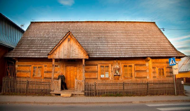 Drewniany góralski dom.