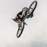 Obrazek: Za nami niesamowity pokaz akrobacji rowerowych w Skawinie. Zobacz galerię!